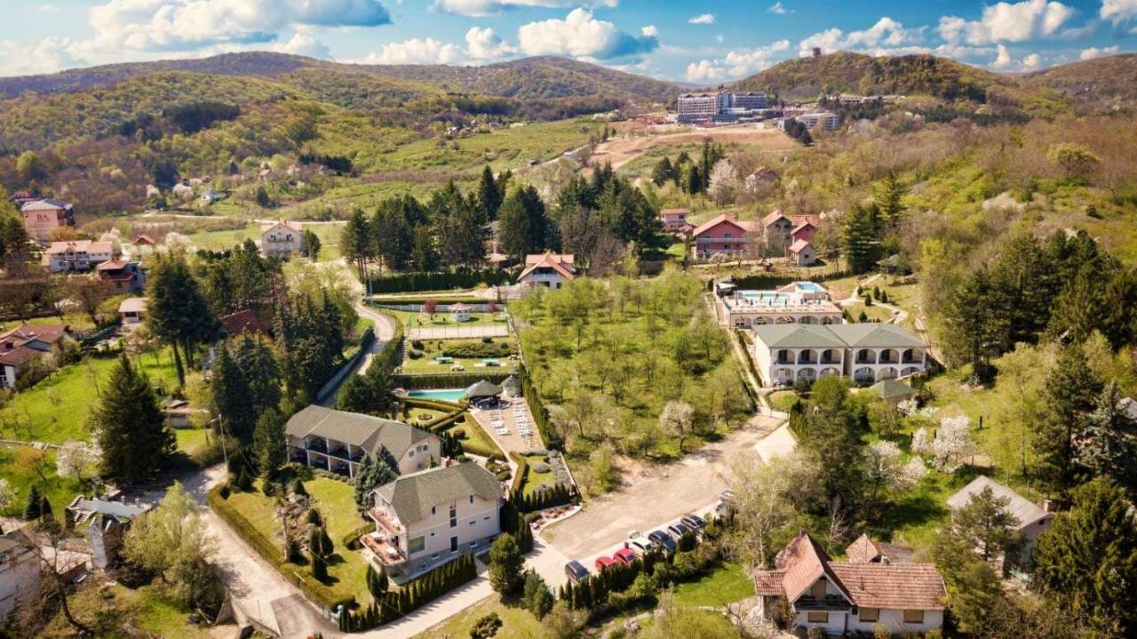Suncani Breg Apartments Връдник Екстериор снимка