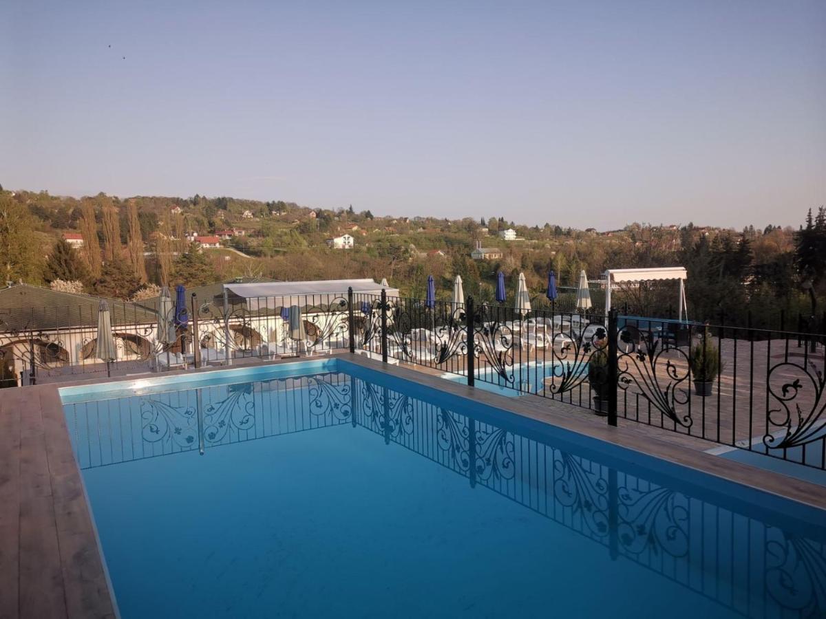 Suncani Breg Apartments Връдник Екстериор снимка