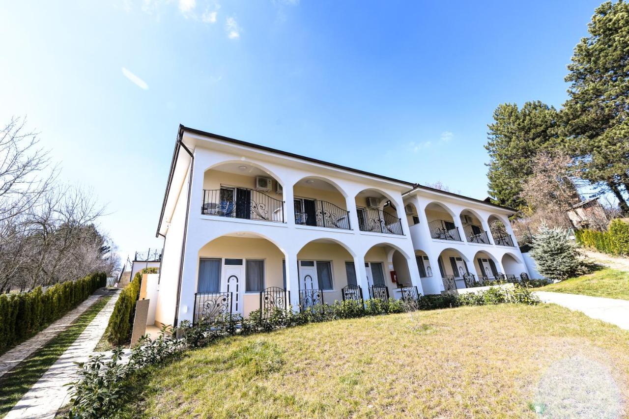Suncani Breg Apartments Връдник Екстериор снимка