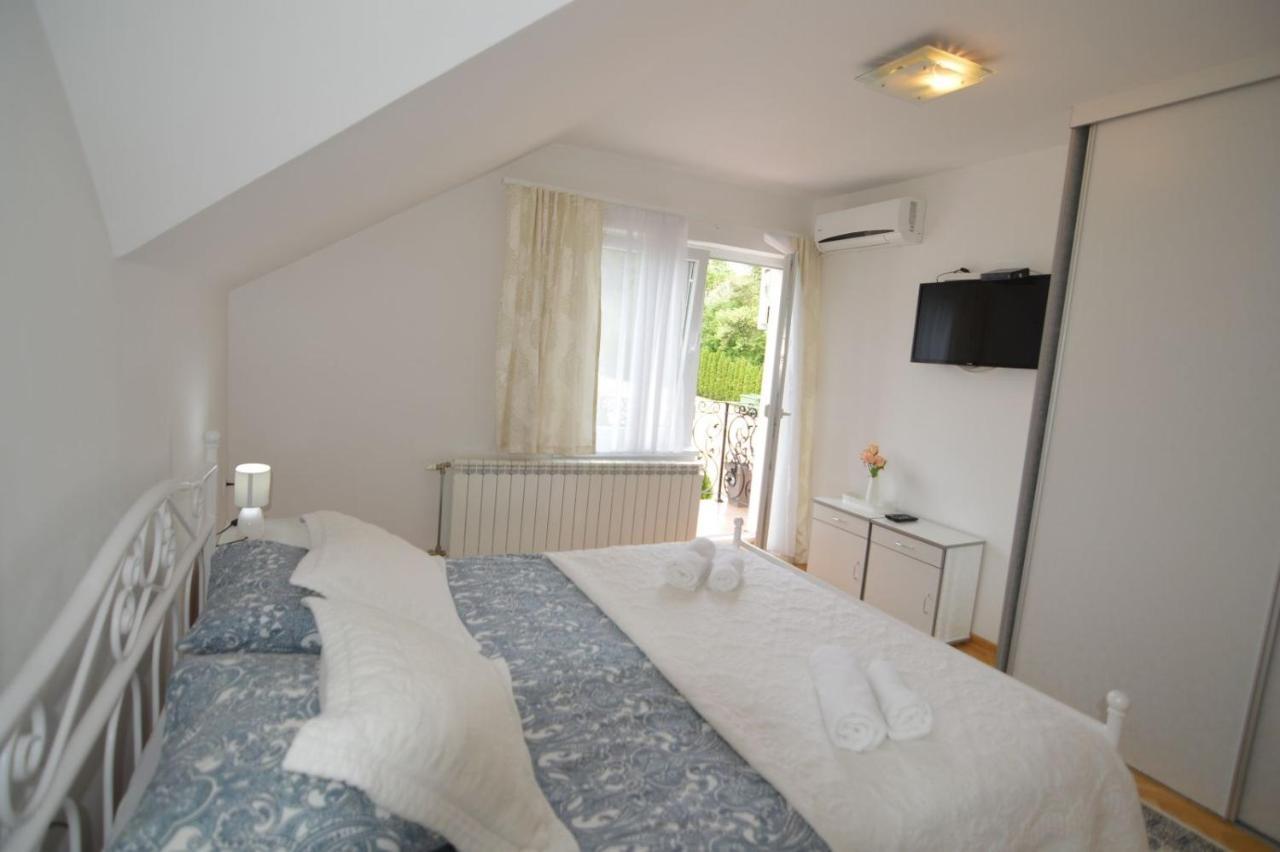 Suncani Breg Apartments Връдник Екстериор снимка