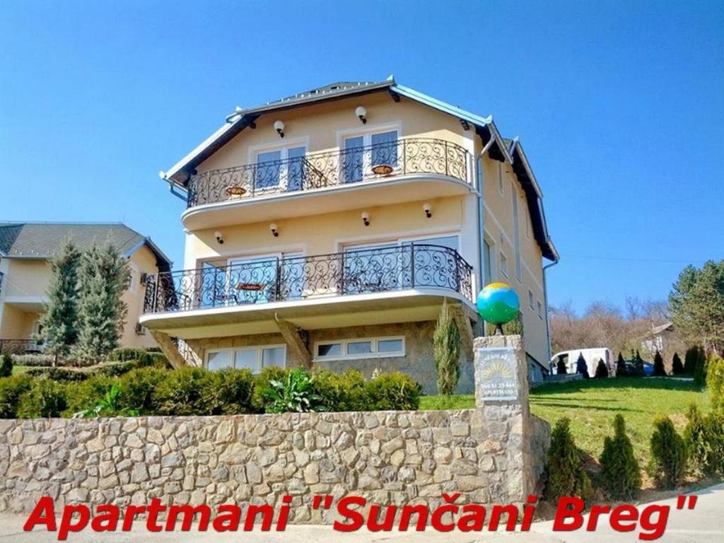 Suncani Breg Apartments Връдник Екстериор снимка